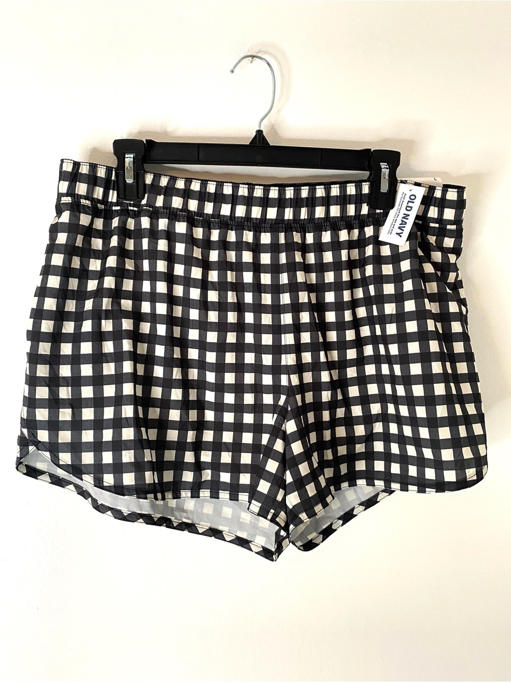 Old Navy StretchTech Black White Gingham 3 Inch Lined Running Shorts NWT